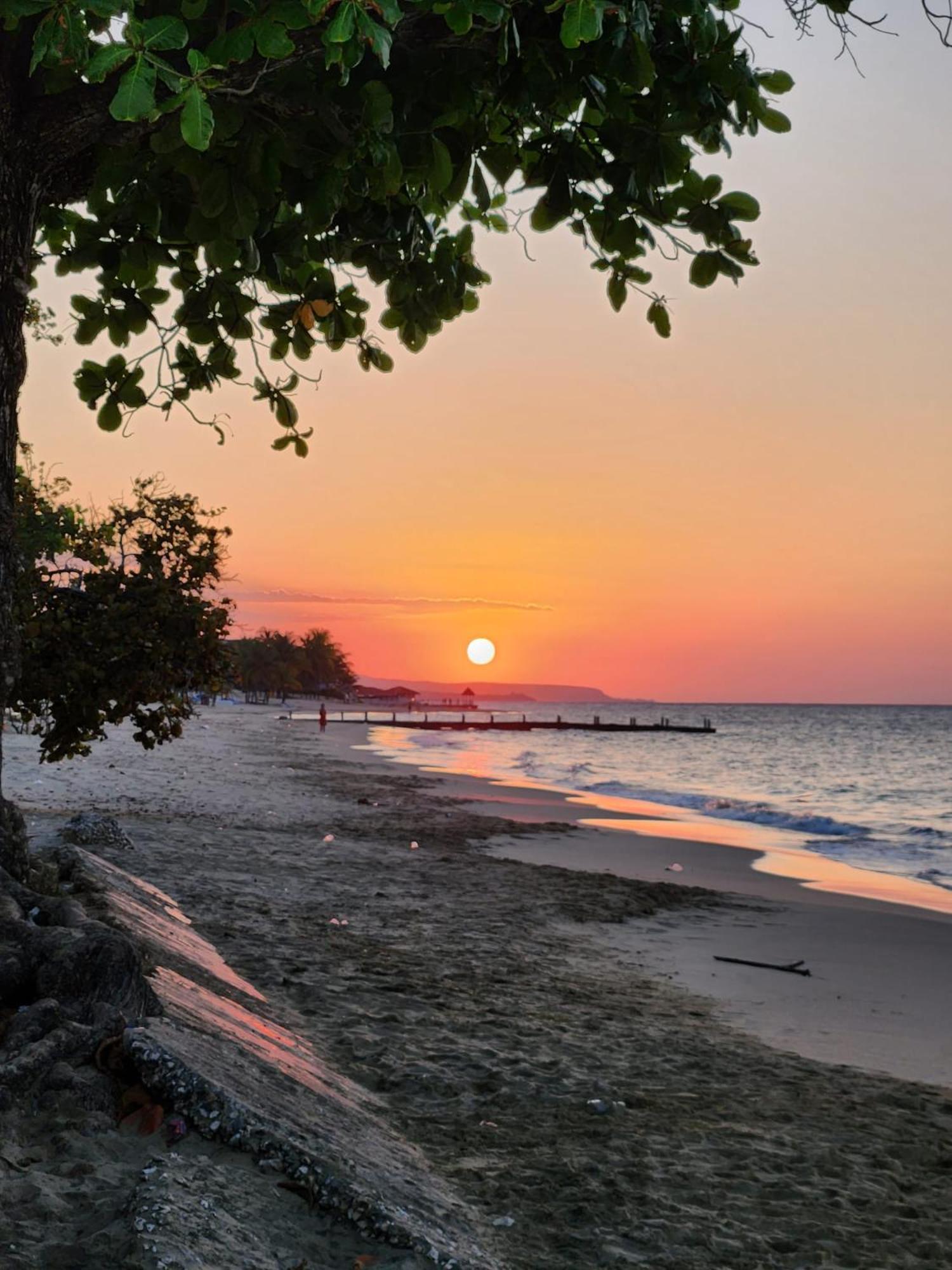 Cozy Villa Escape Runaway Bay Kültér fotó